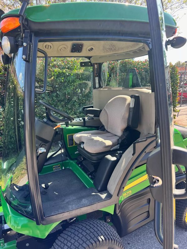 2018 JOHN DEERE 1575 FRONT MOWER, 72″ Flex Deck CAB - Image 15