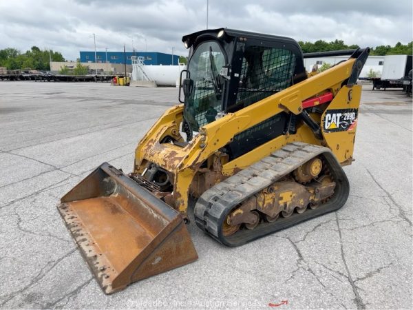 2017 Caterpillar 289D Skid Steer - Image 2