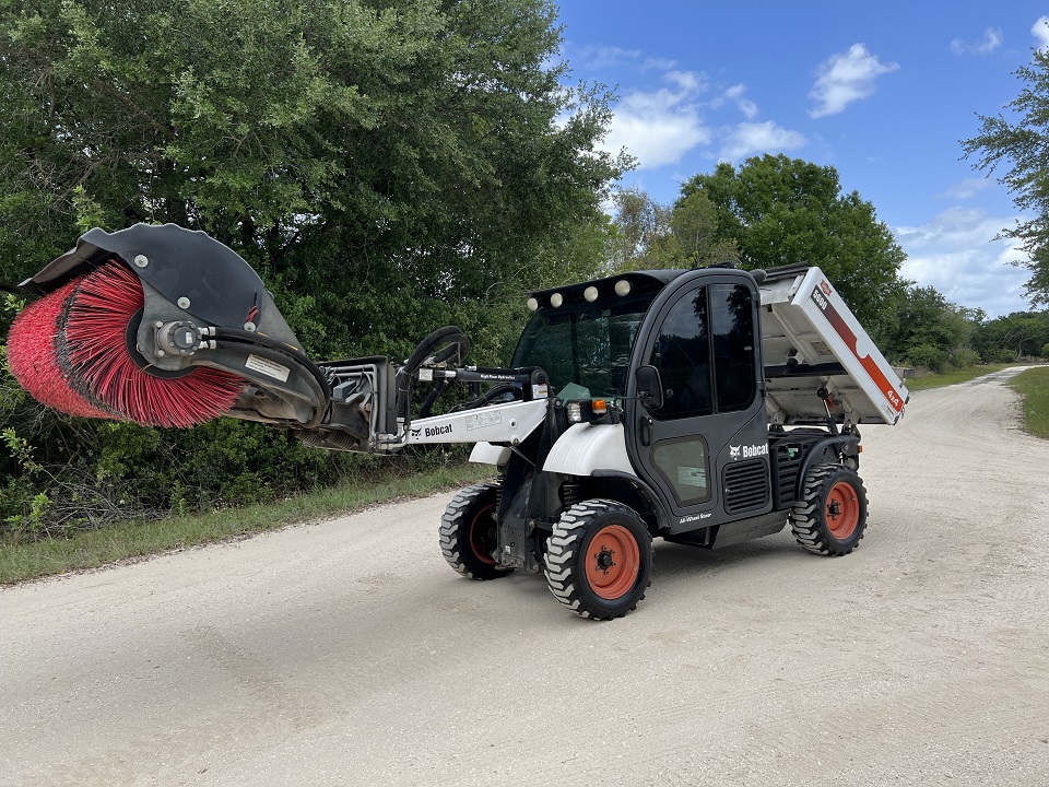 2014 Bobcat Skid Steers Toolcat 5600 4X4 - Image 36