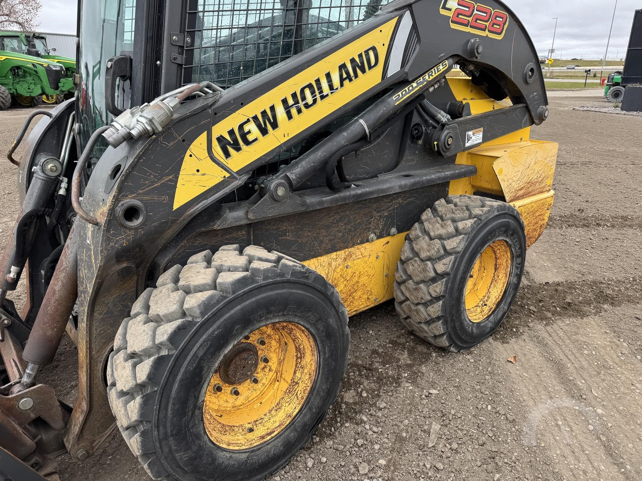 2016 New Holland L228 Wheel Skid Steers Hours 3,809 - Image 11