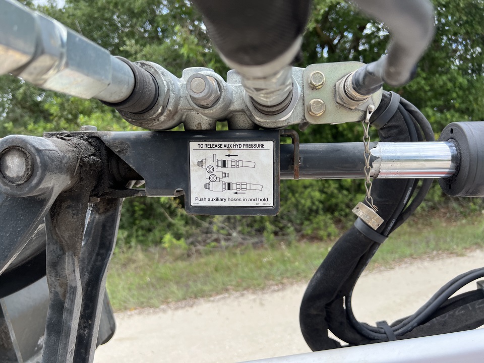 2014 Bobcat Skid Steers Toolcat 5600 4X4 - Image 34