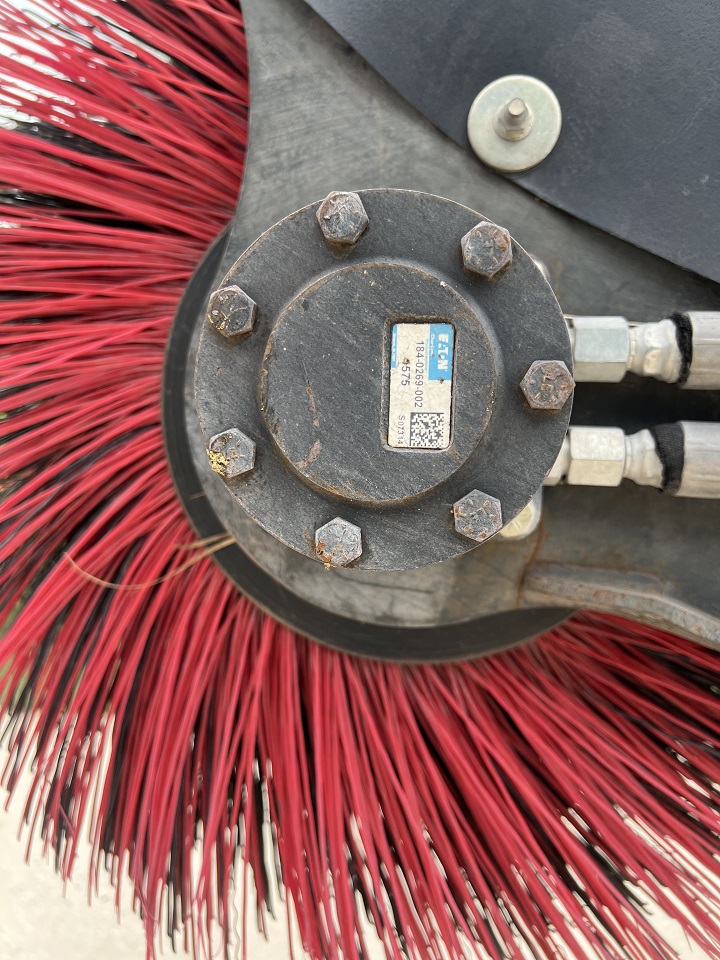 2014 Bobcat Skid Steers Toolcat 5600 4X4 - Image 29