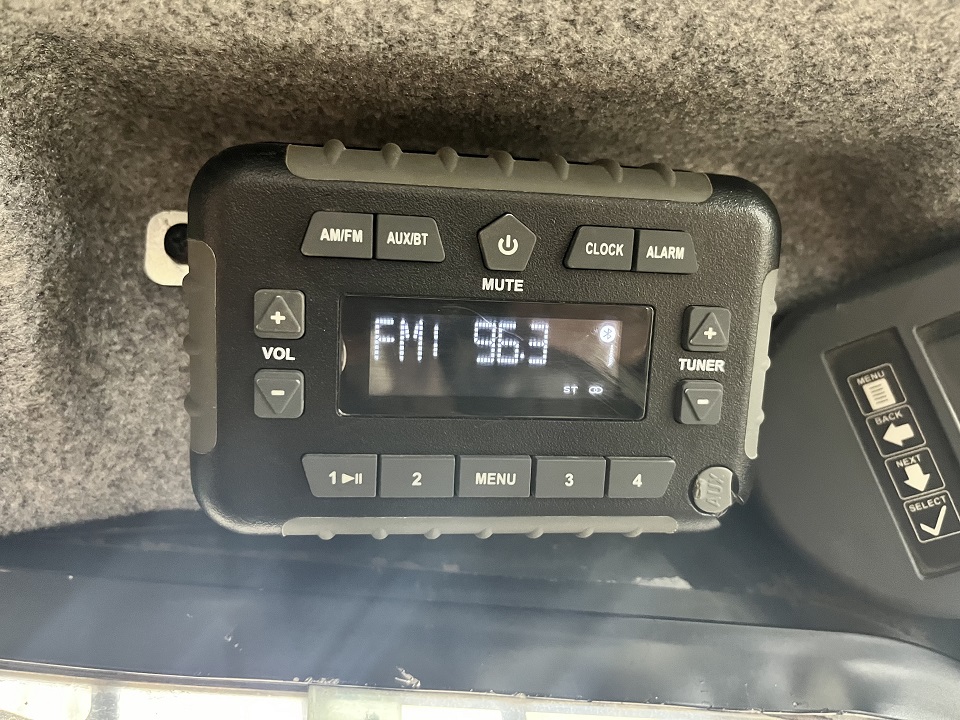 2018 John Deere 333G Skid Steer - Image 11