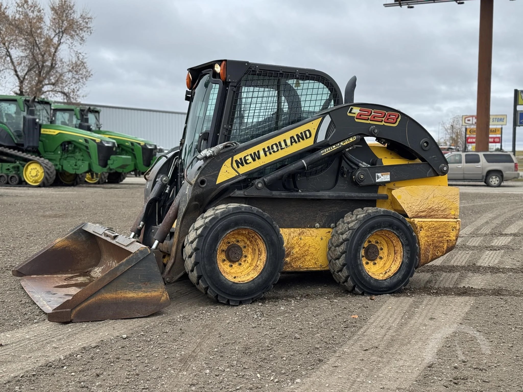 2016 New Holland L228 Wheel Skid Steers Hours 3,809 - Image 22