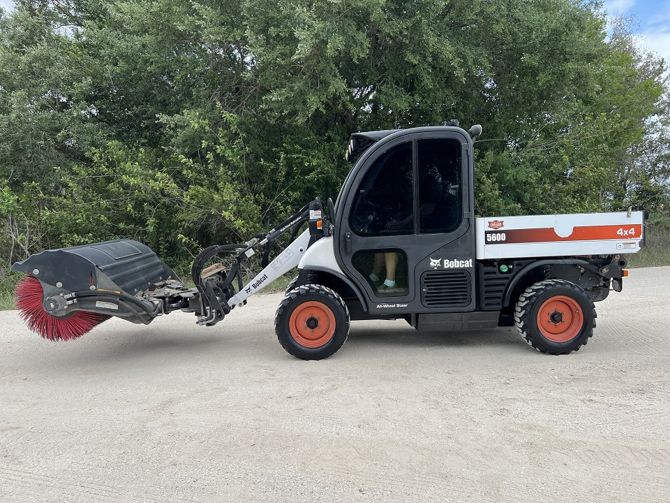 2014 Bobcat Skid Steers Toolcat 5600 4X4 - Image 27