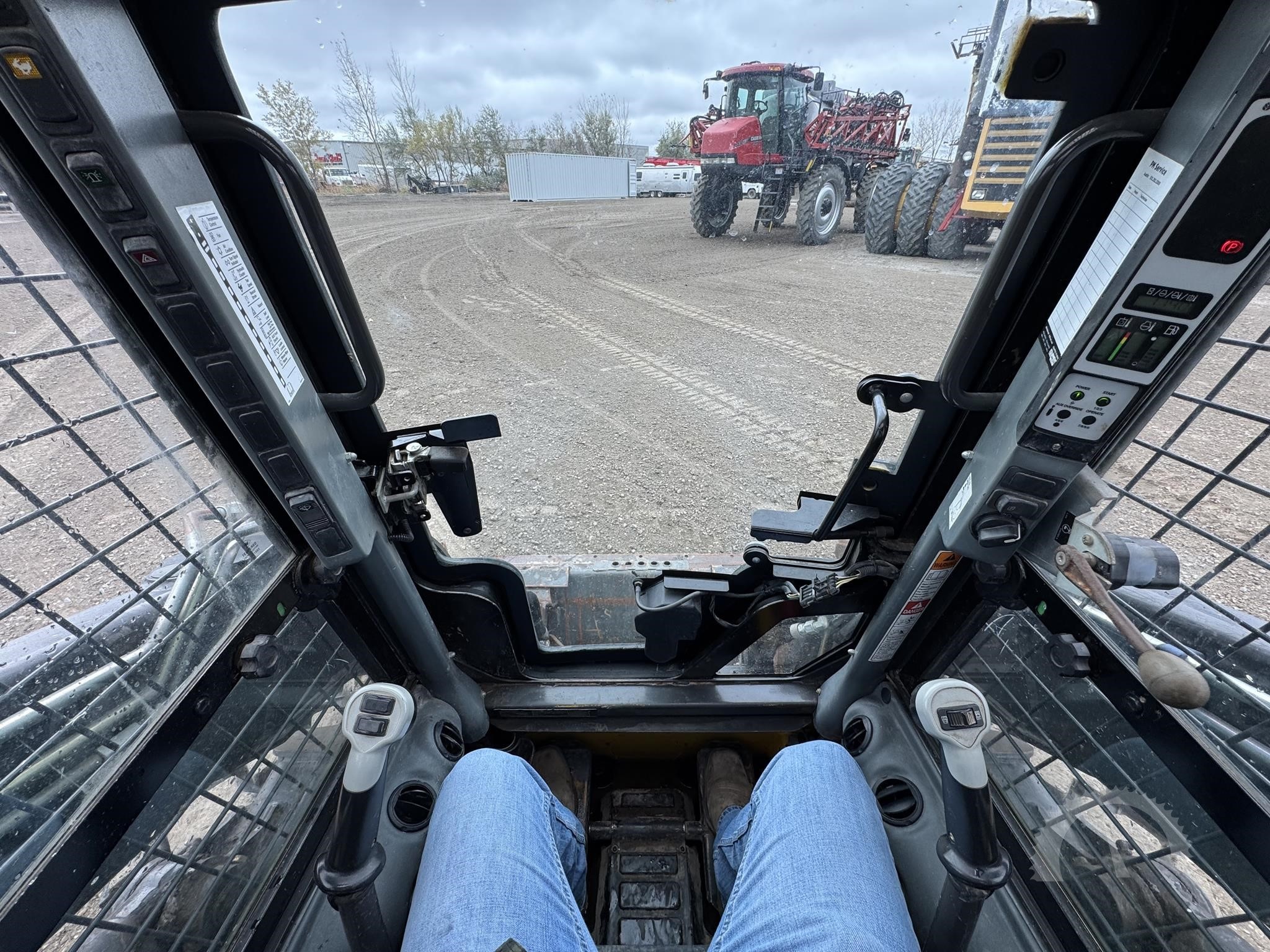 2016 New Holland L228 Wheel Skid Steers Hours 3,809 - Image 3