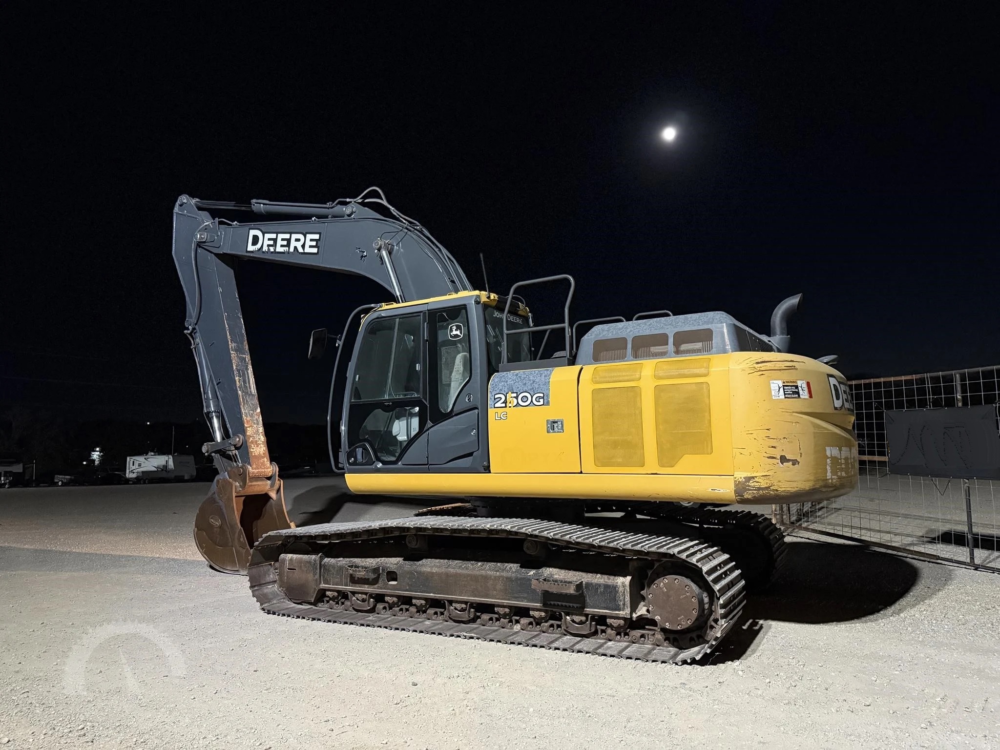 2019 Deere 250G LC Crawler Excavators - Image 83