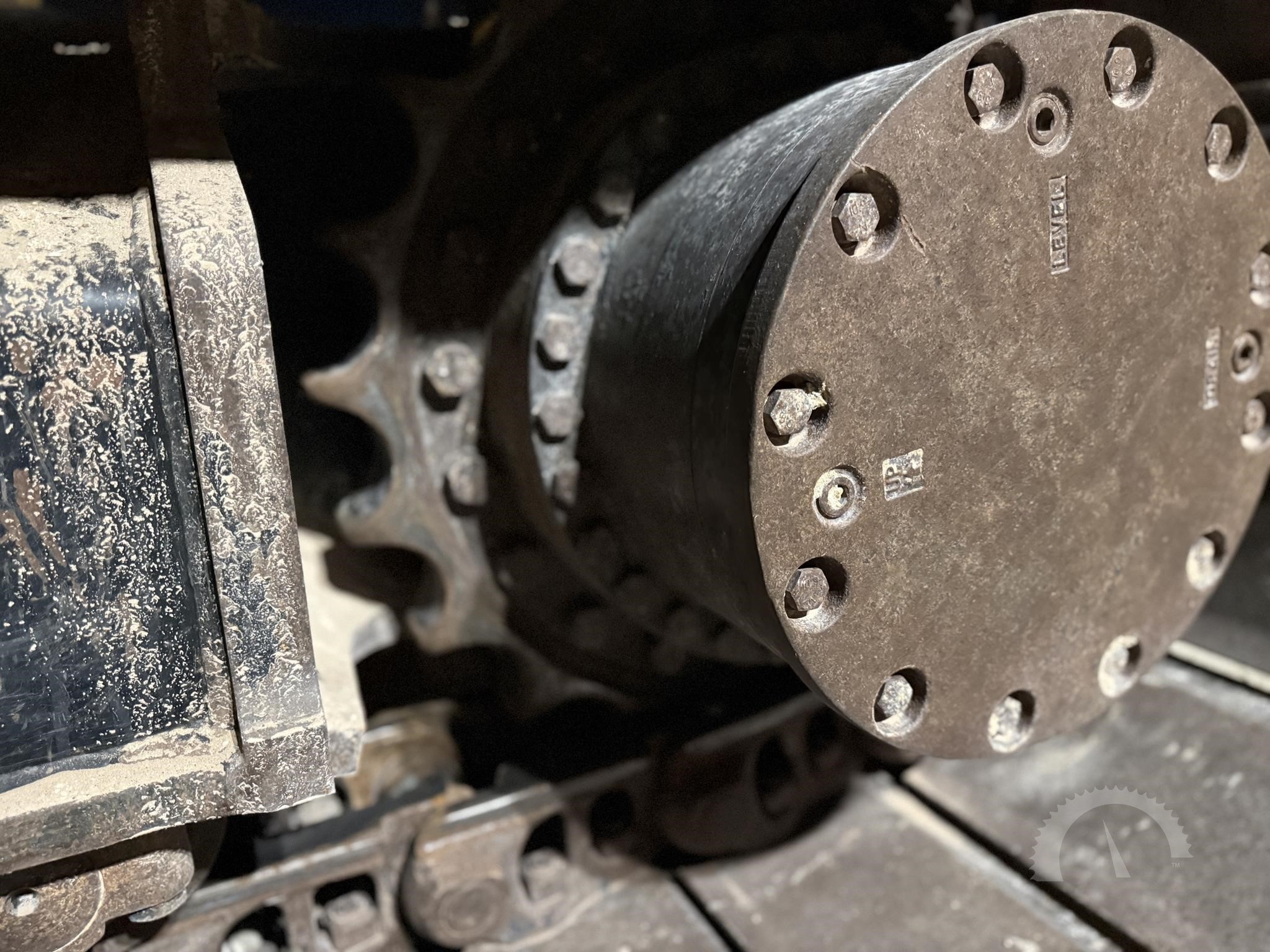 2019 Deere 250G LC Crawler Excavators - Image 50