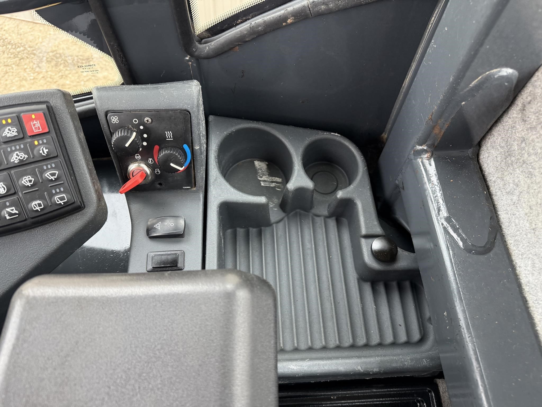 2007 Deere 544J Wheel Loaders Hours: 9,881 - Image 31