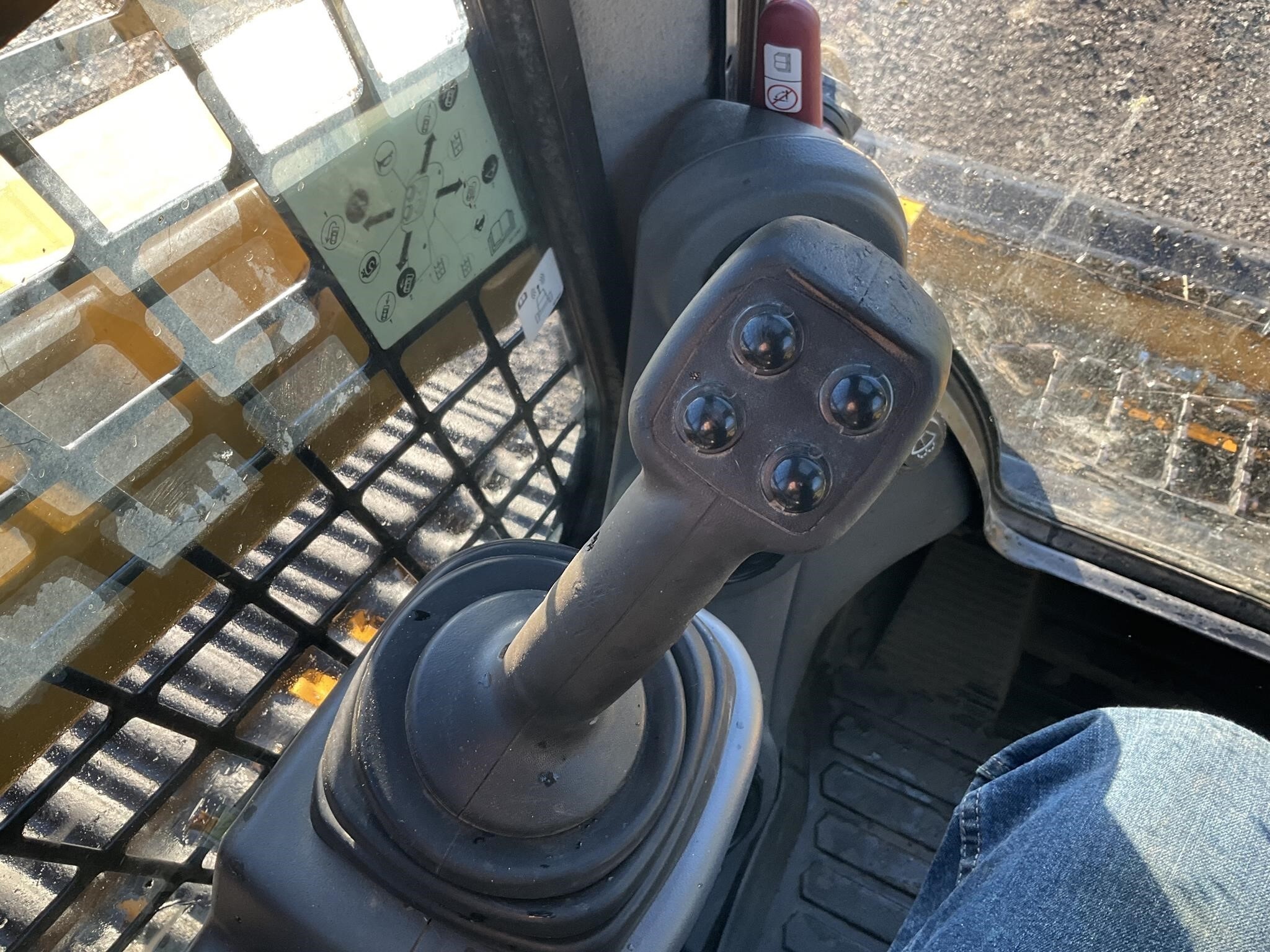 2019 Caterpillar 259D Skid Steer 1320 hours - Image 4