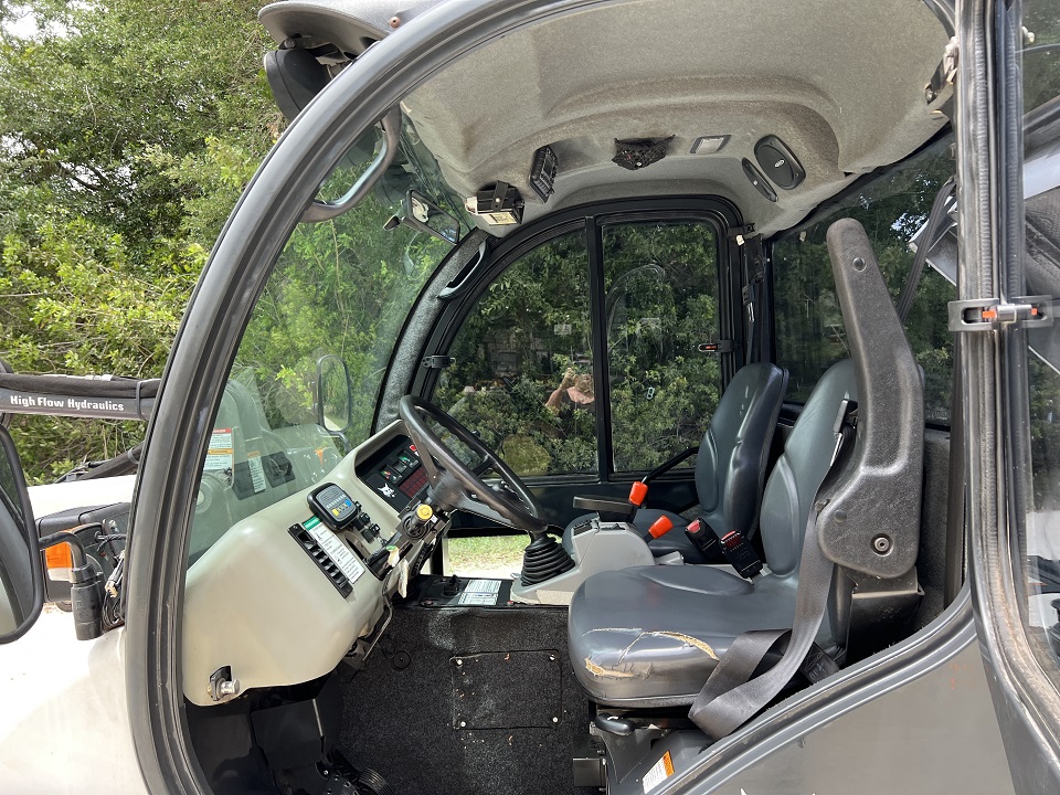 2014 Bobcat Skid Steers Toolcat 5600 4X4 - Image 43