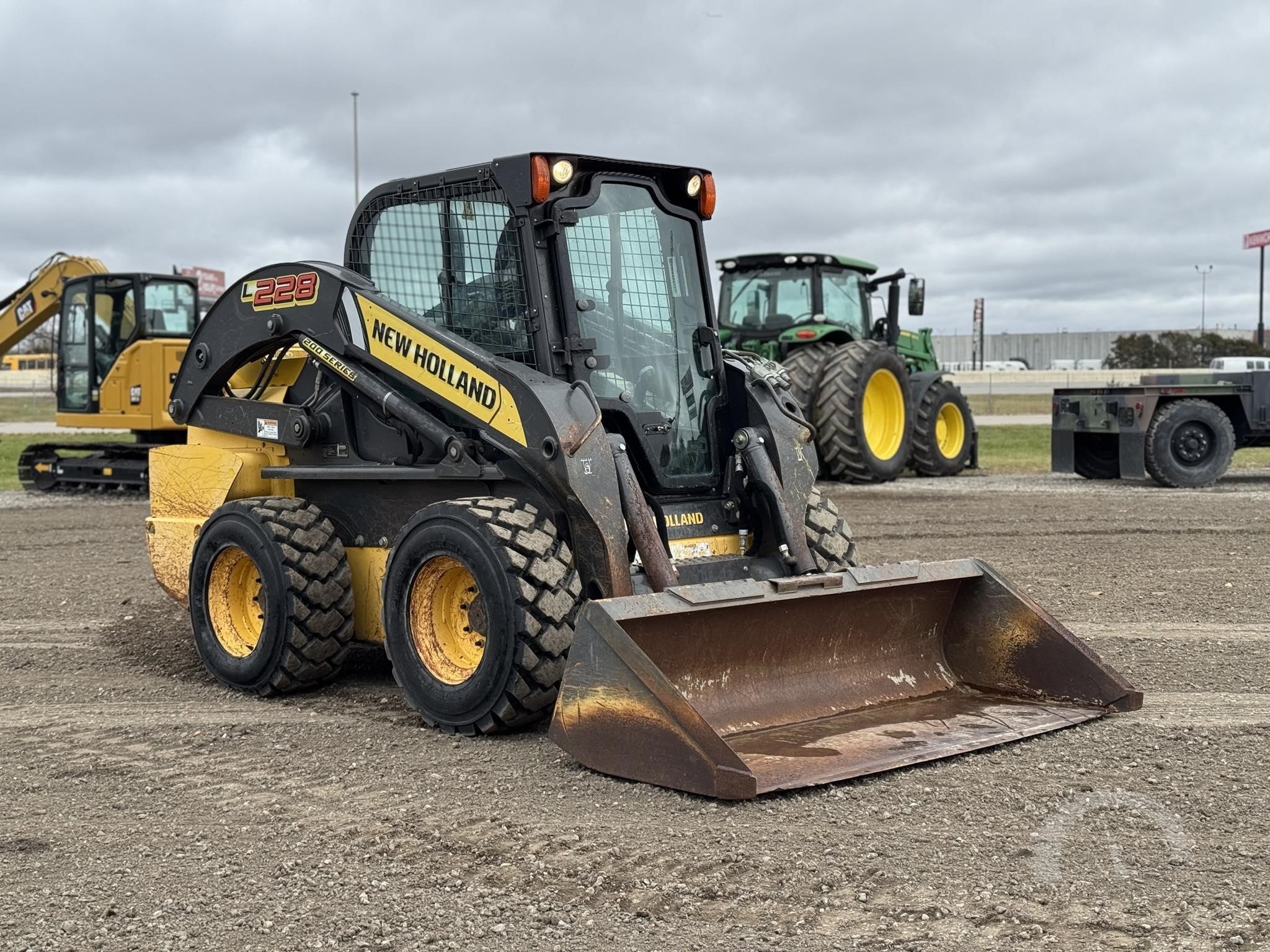 2016 New Holland L228 Wheel Skid Steers Hours 3,809 - Image 19