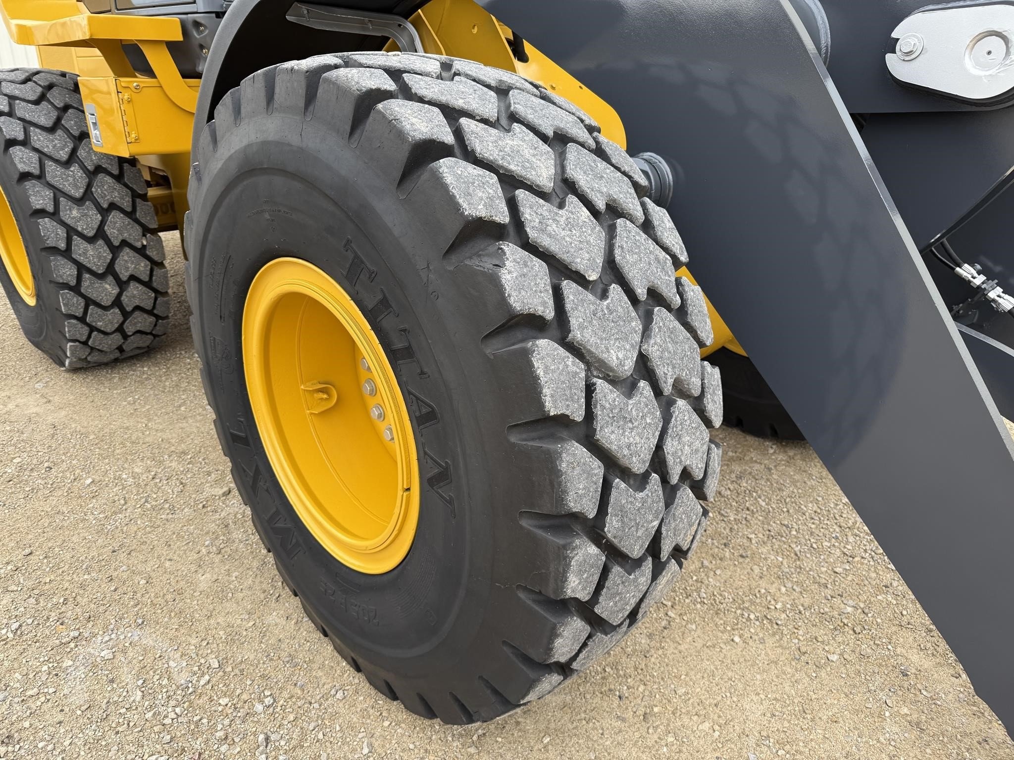 2007 Deere 544J Wheel Loaders Hours: 9,881 - Image 18