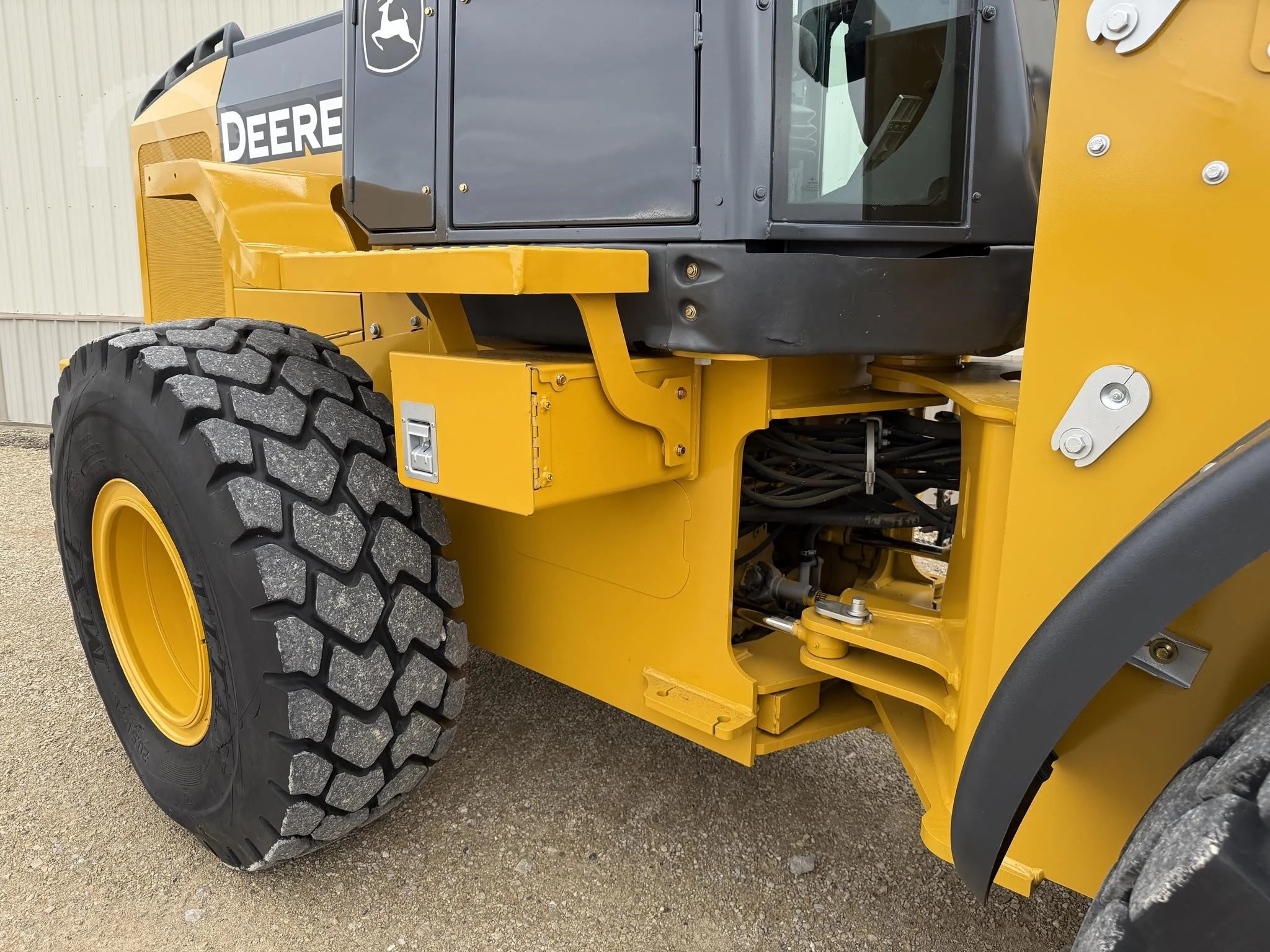 2007 Deere 544J Wheel Loaders Hours: 9,881 - Image 14