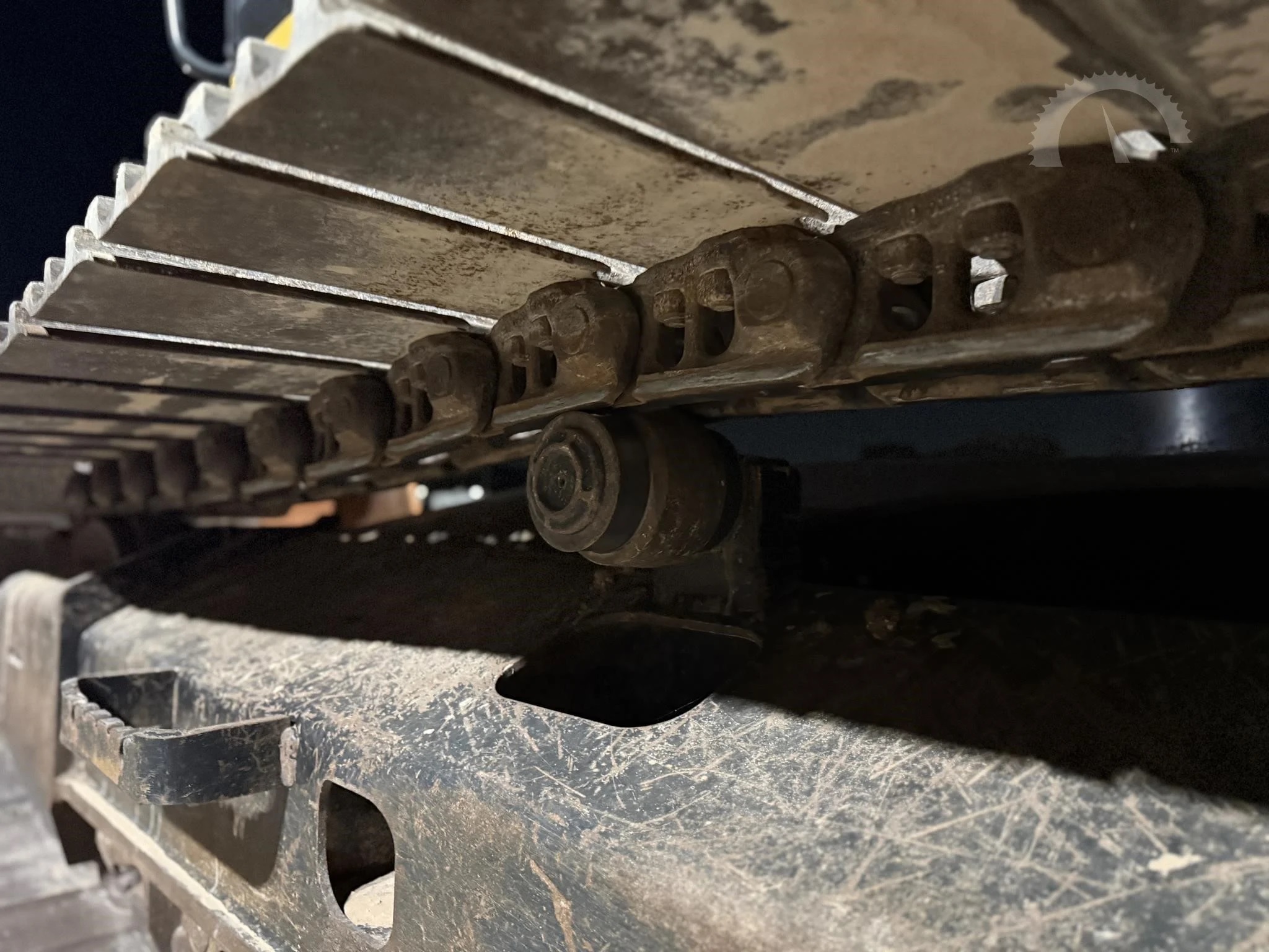 2019 Deere 250G LC Crawler Excavators - Image 22