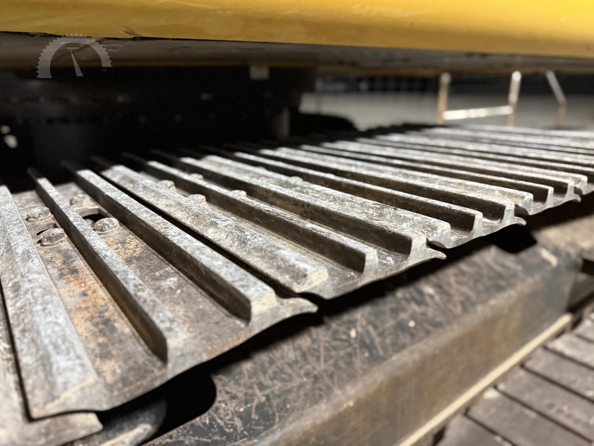 2019 Deere 250G LC Crawler Excavators - Image 18