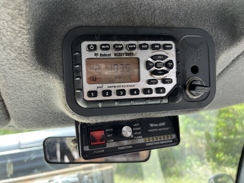 2014 Bobcat Skid Steers Toolcat 5600 4X4 - Image 40