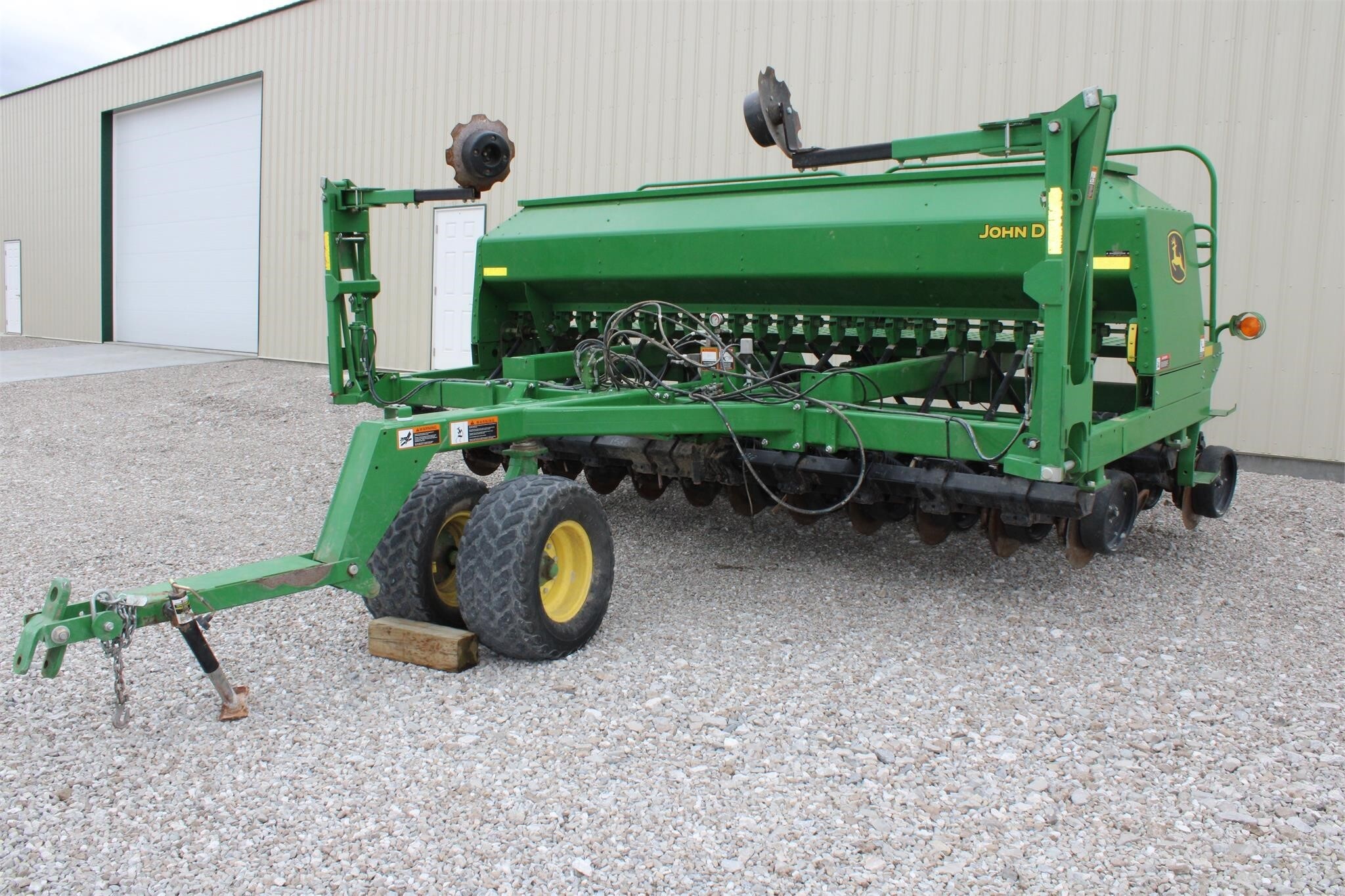 John Deere 1590 Drill - Image 2