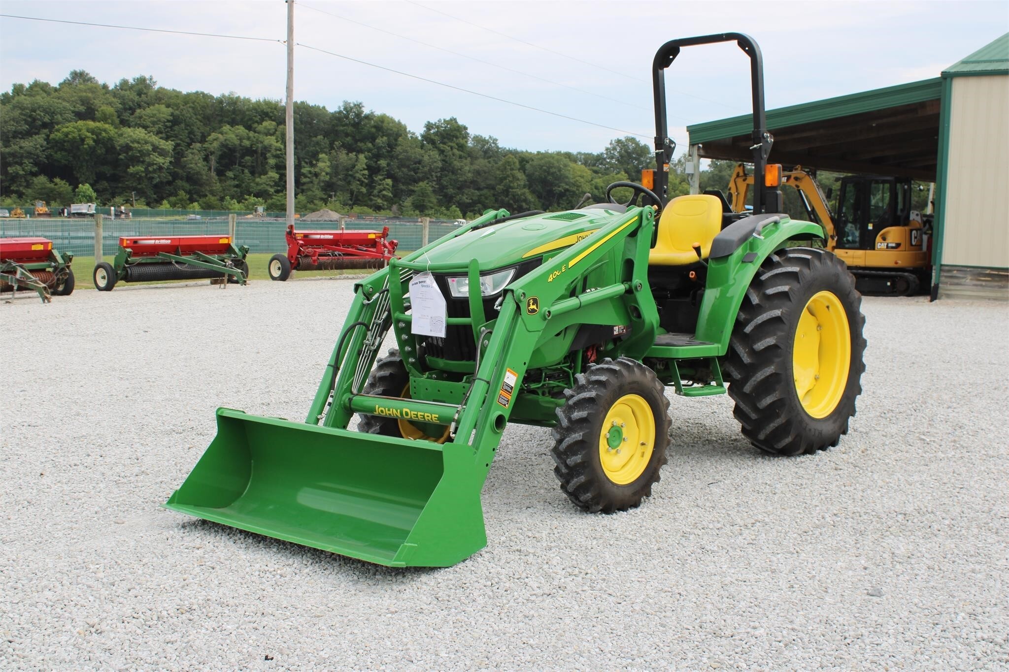2019 John Deere 4044M Tractor 247 hours - Image 2