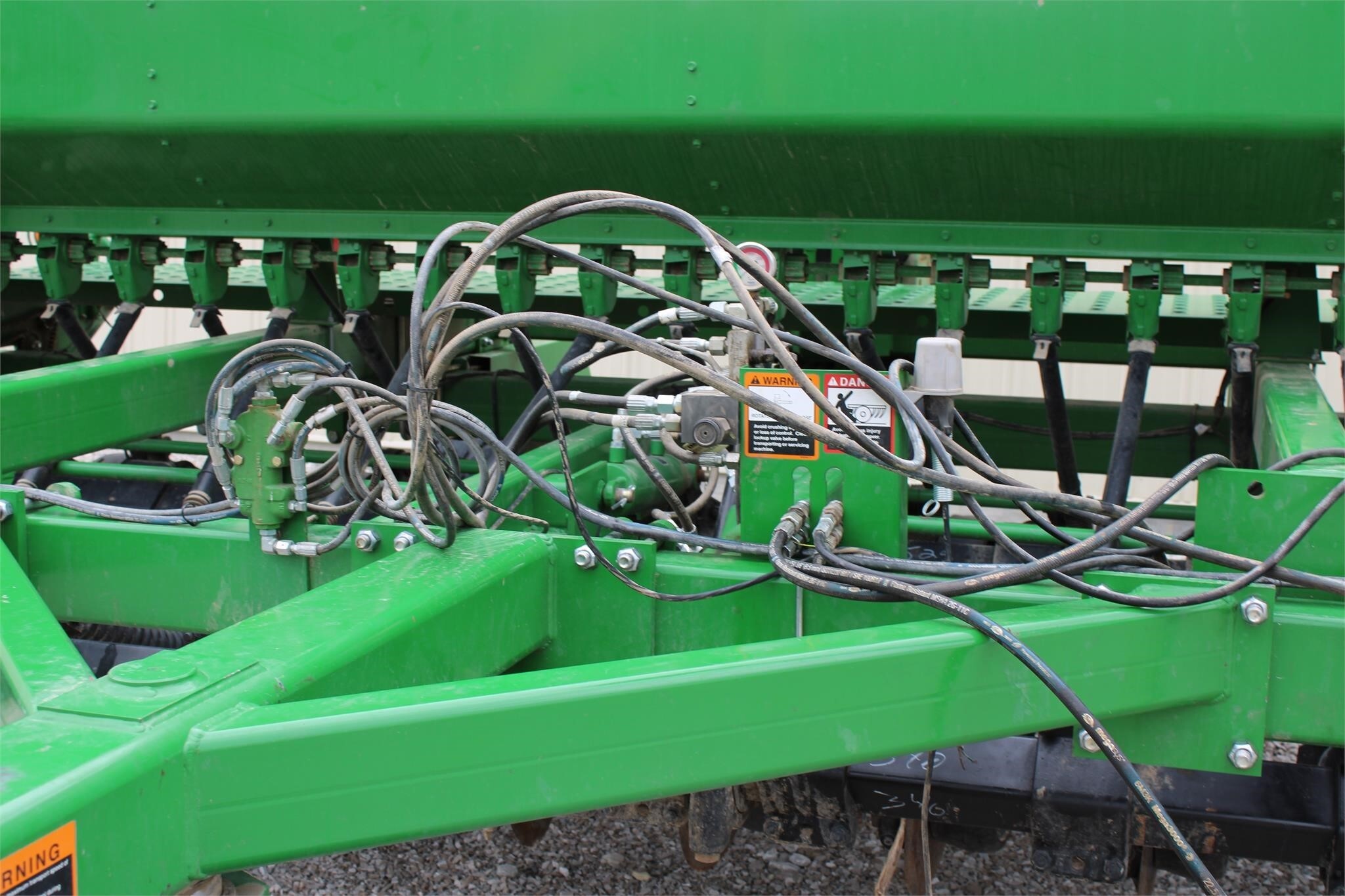 John Deere 1590 Drill - Image 13