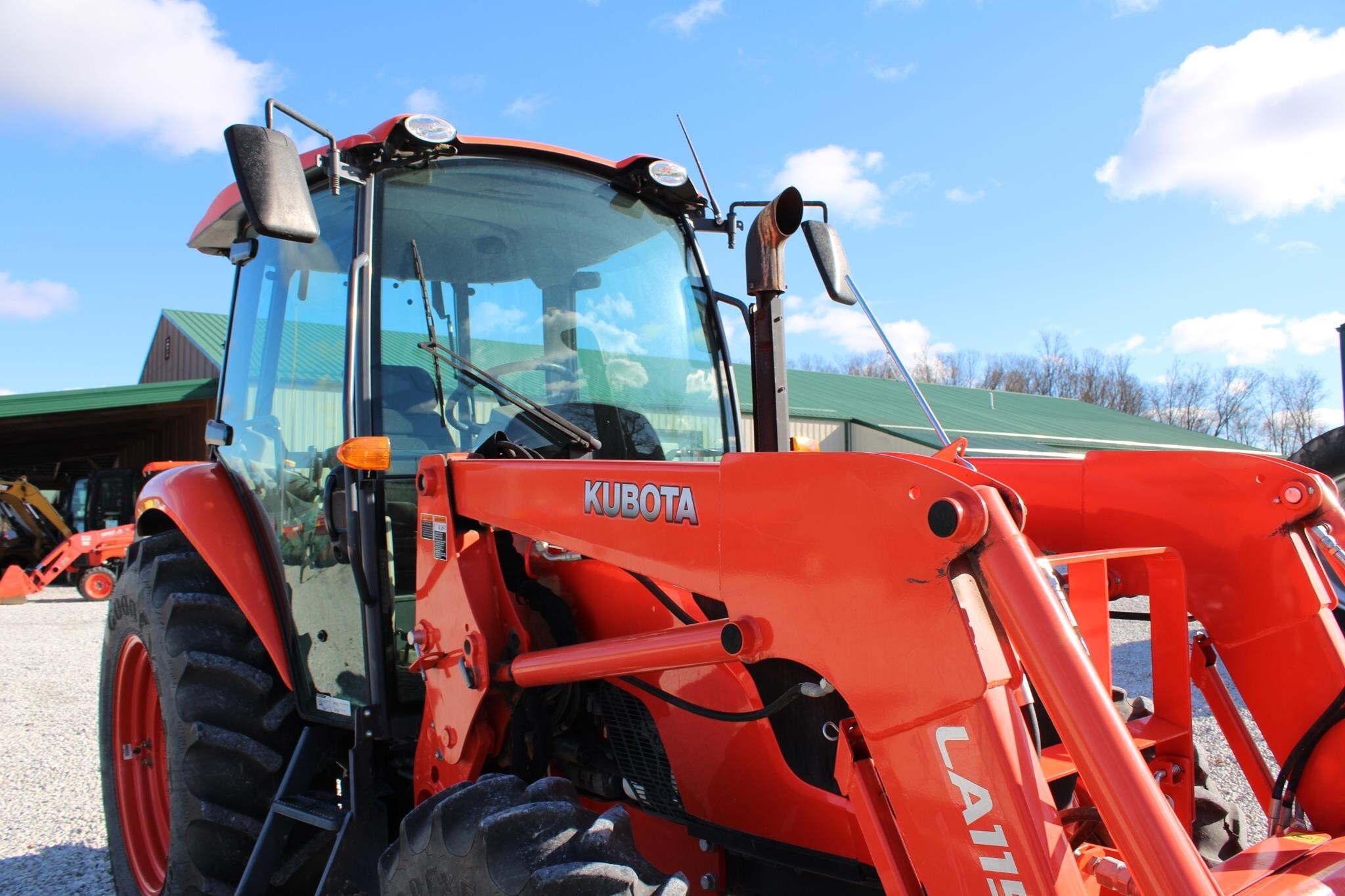 2017 Kubota M7060D Tractor 413 hours - Image 16