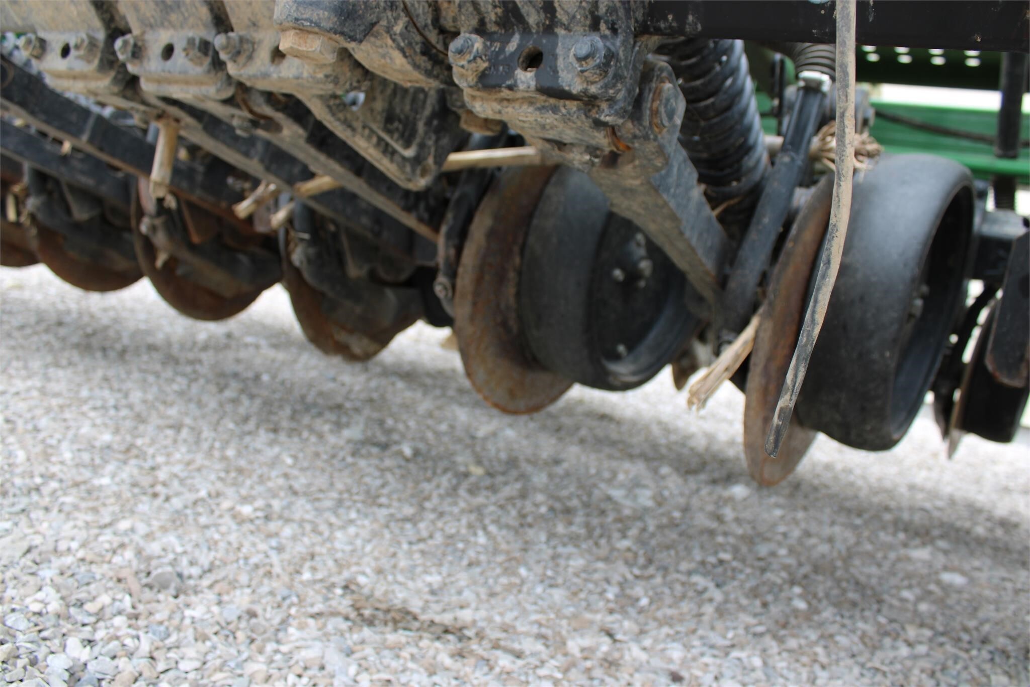 John Deere 1590 Drill - Image 17