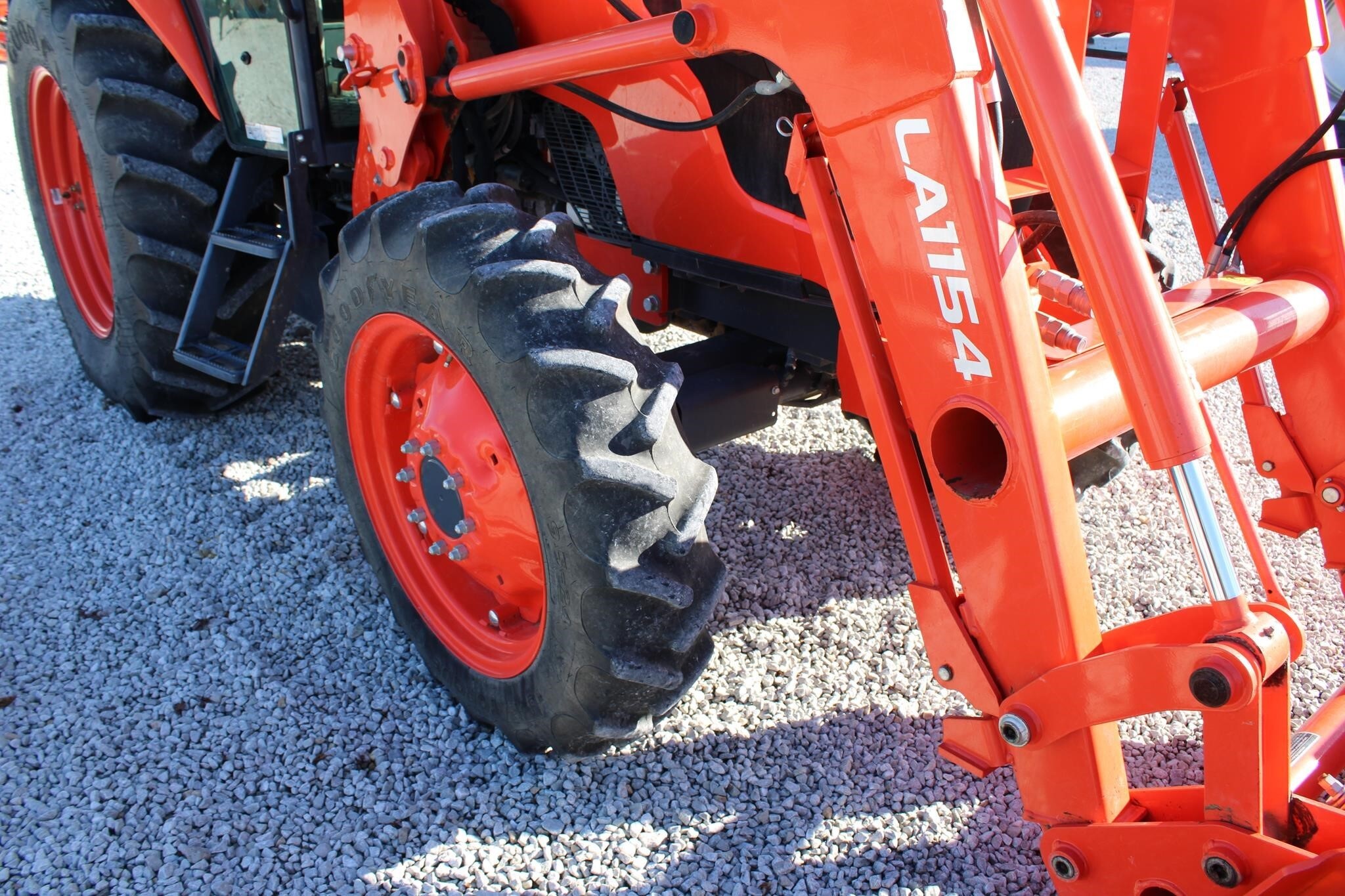 2017 Kubota M7060D Tractor 413 hours - Image 17