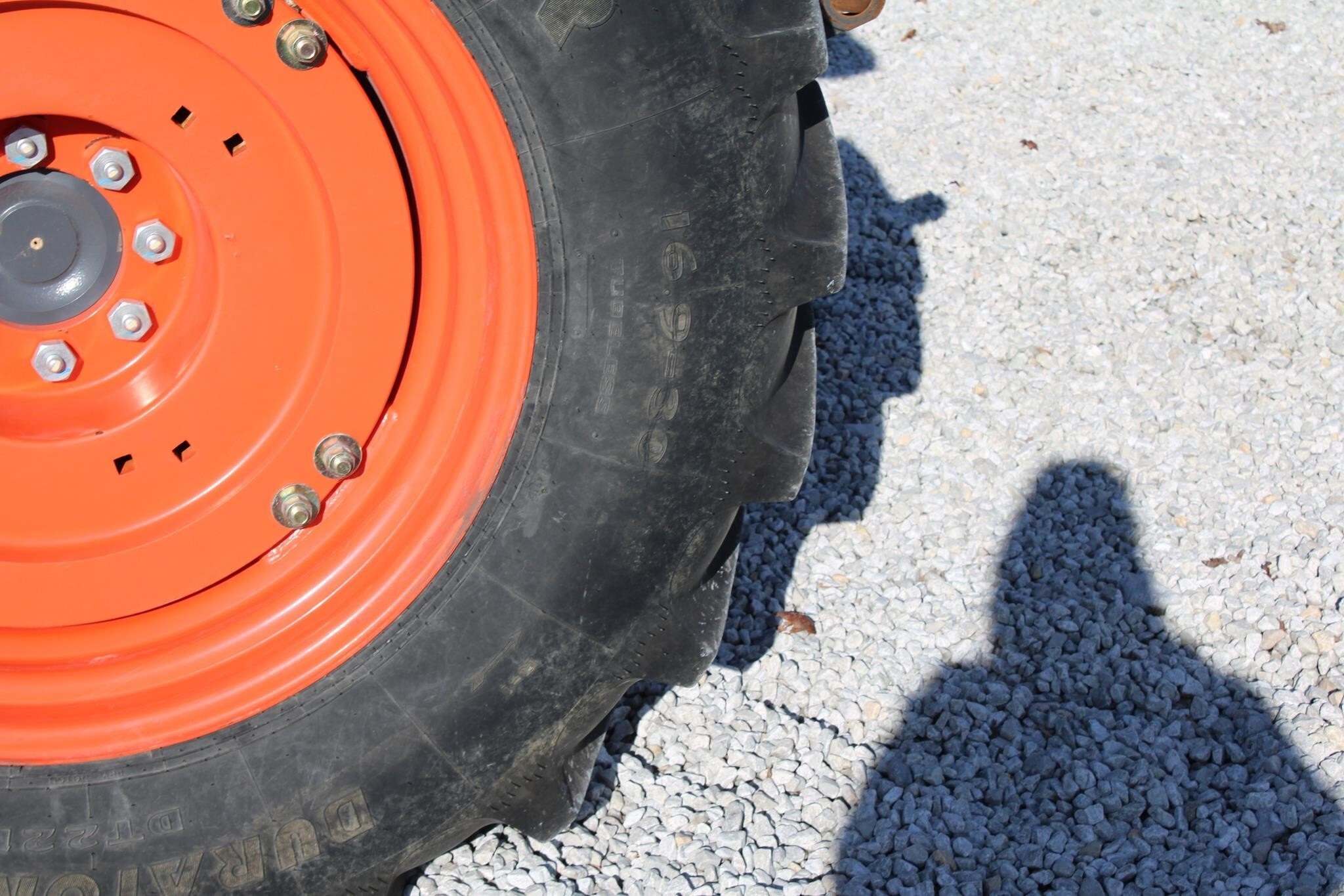 2017 Kubota M7060D Tractor 413 hours - Image 23