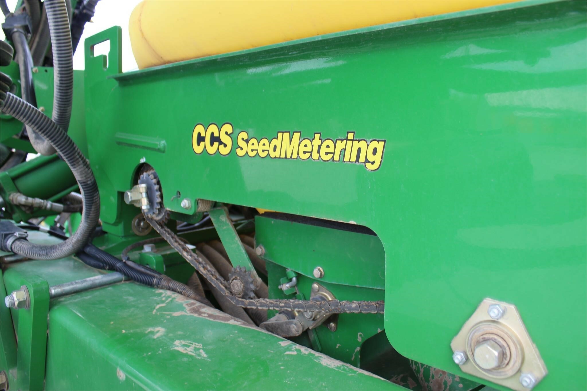 2012 John Deere 1990 Air Seeder - Image 26