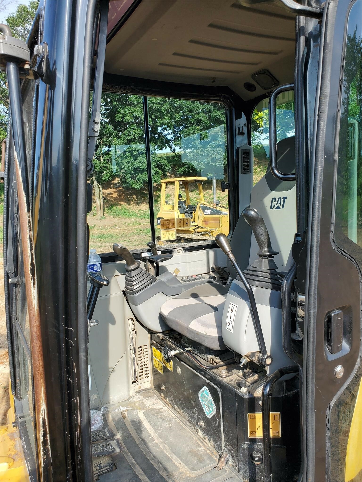 2006 Caterpillar 304C CR Mini Excavator 3245 hours - Image 9