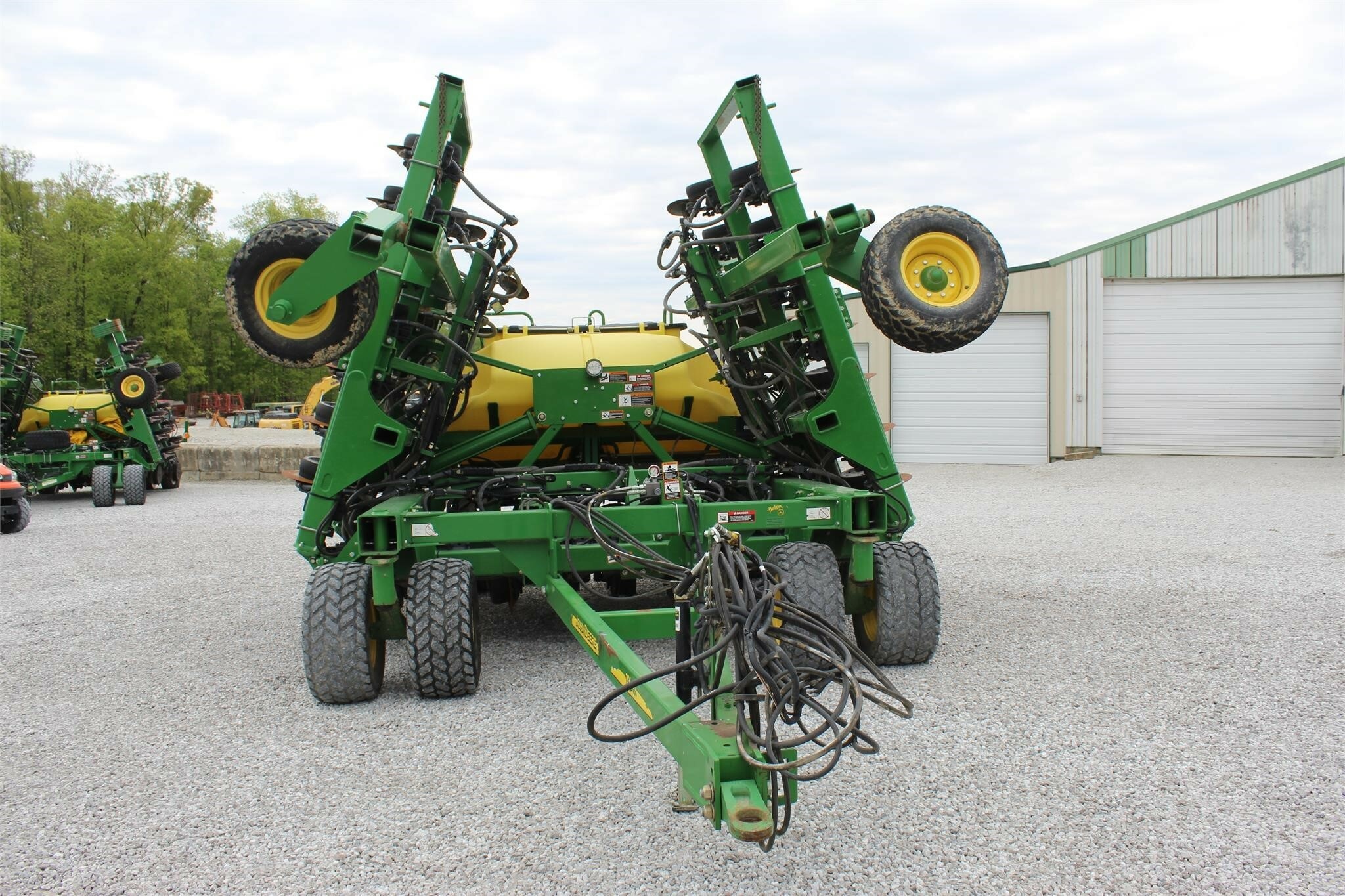 2012 John Deere 1990 Air Seeder - Image 9