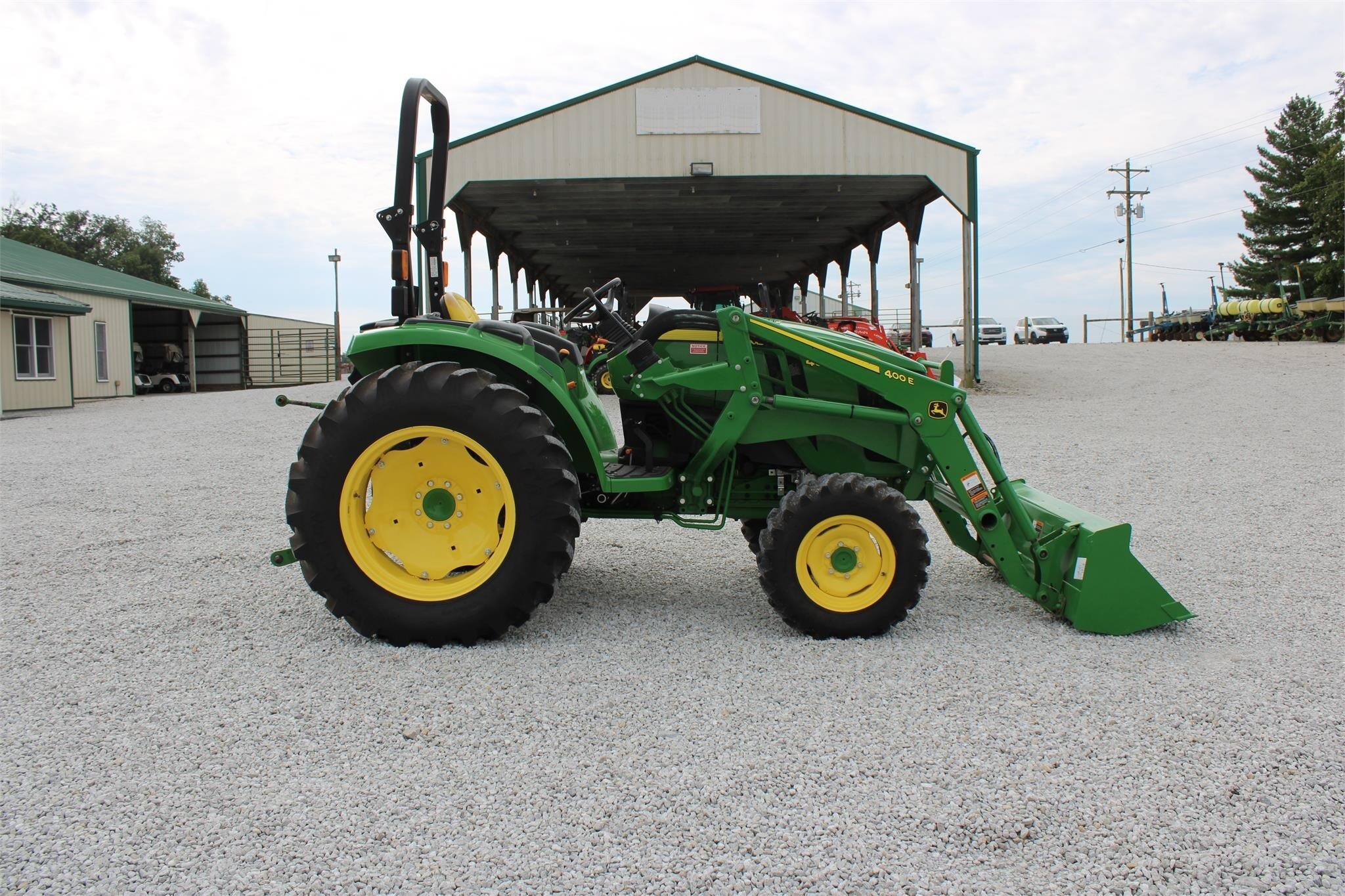 2019 John Deere 4044M Tractor 247 hours - Image 10
